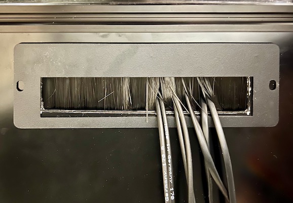 Mounting a low-cost laser bench | Ledger